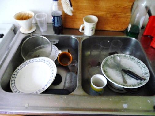 2010-06-09Est 090Aaa