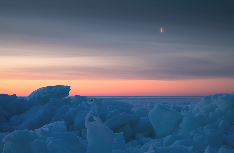 2013-04-06 1 (Peeter Nahko)